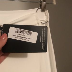 White Ring detail Maxi Skirt